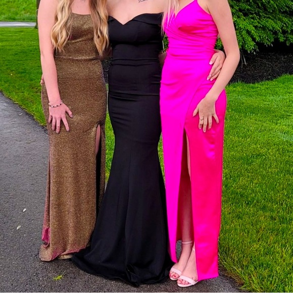 Women’s May Queen Maxi Prom Dress - Picture 3 of 6